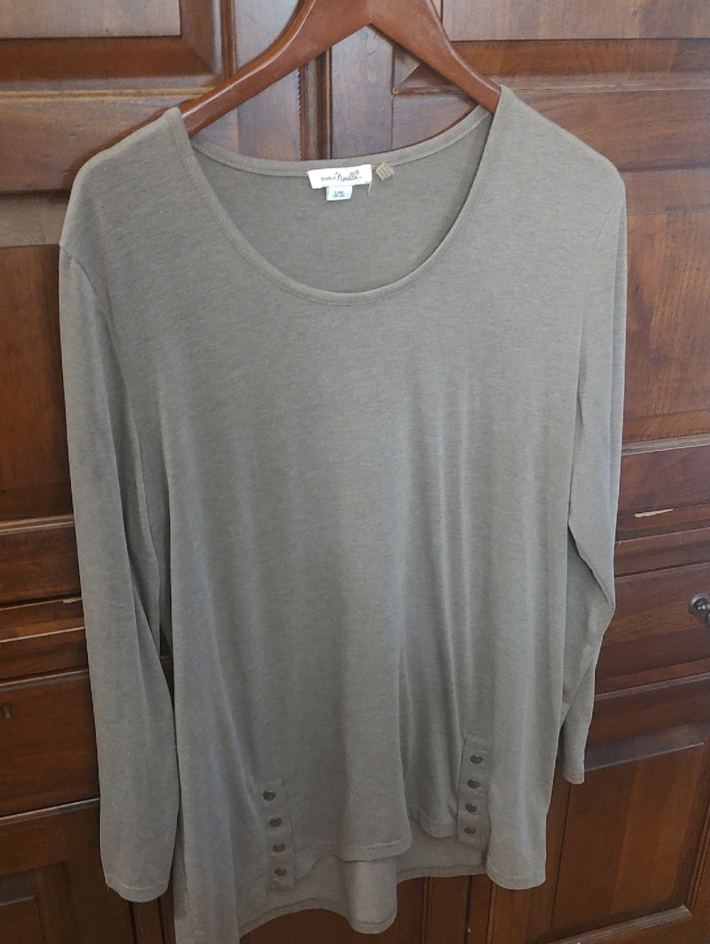 Simply Noelle Olive Scoop Neck Tunic with Hem Button Detail